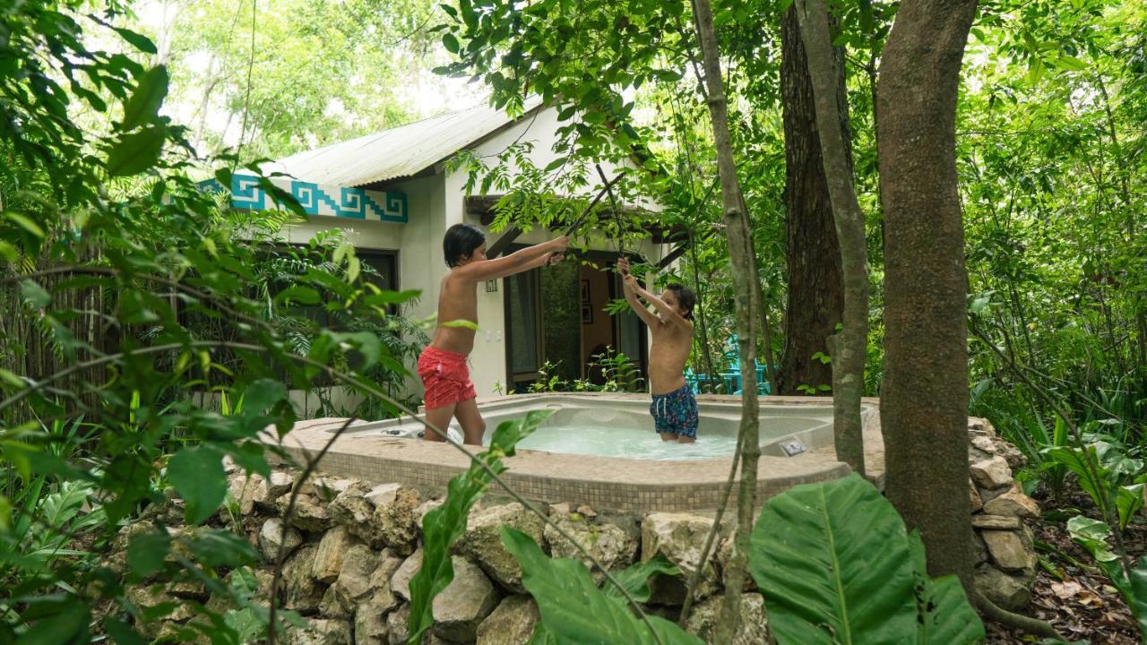Hotel Jungle Lodge Tikal Esterno foto