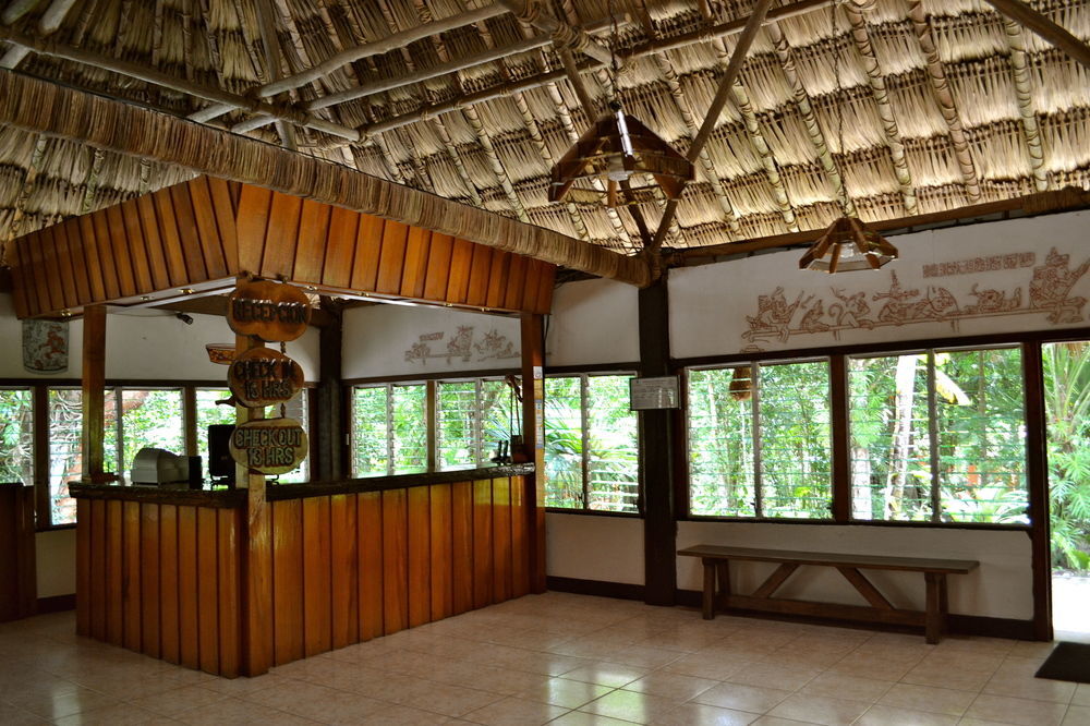 Hotel Jungle Lodge Tikal Esterno foto