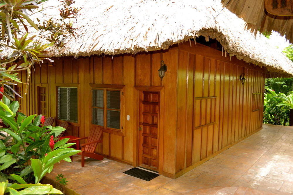 Hotel Jungle Lodge Tikal Esterno foto