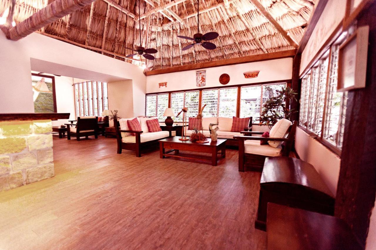 Hotel Jungle Lodge Tikal Esterno foto